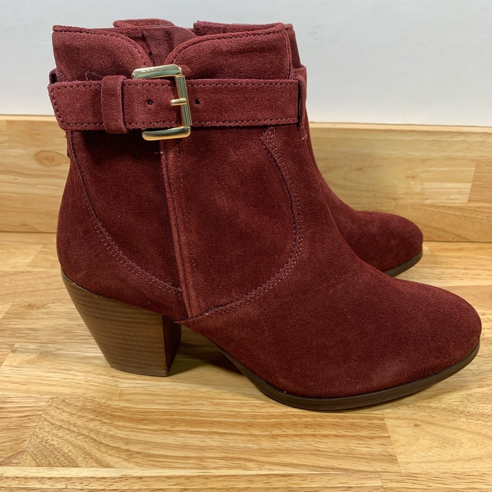 NEW Diba 7.5 Sleek Suede Leather Bootie Burgundy Red Side Zip 2" Heel
